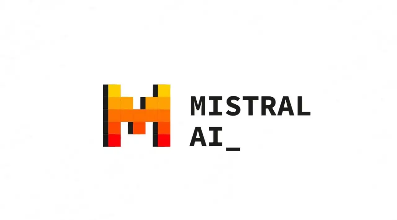 Looking into the Top 10 Mistral LLM Features